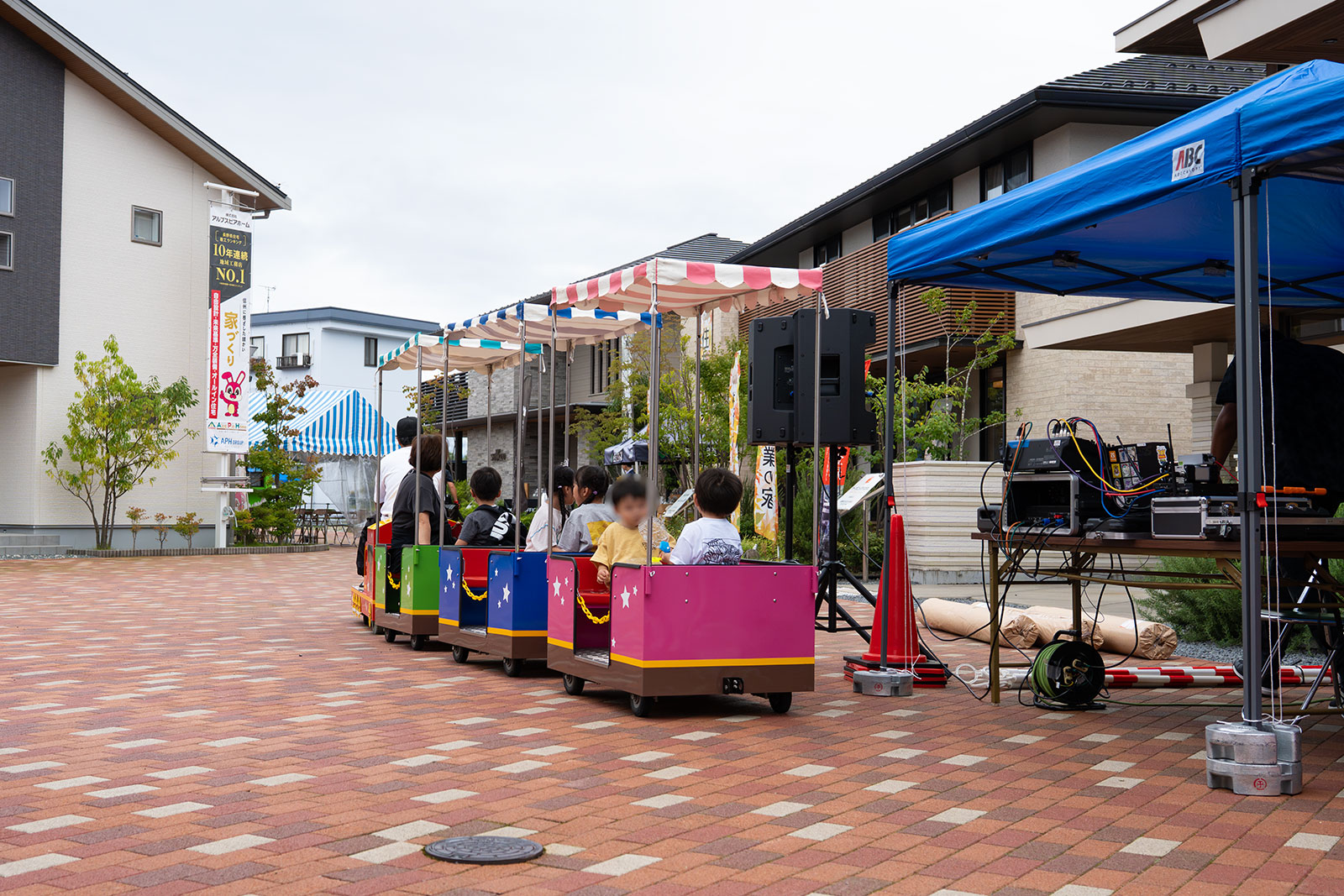 住宅公園内ロードトレイン