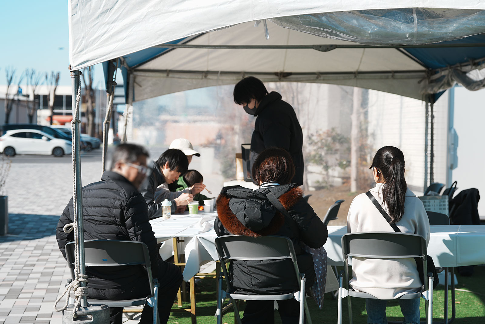 にぎわうラテアート体験会