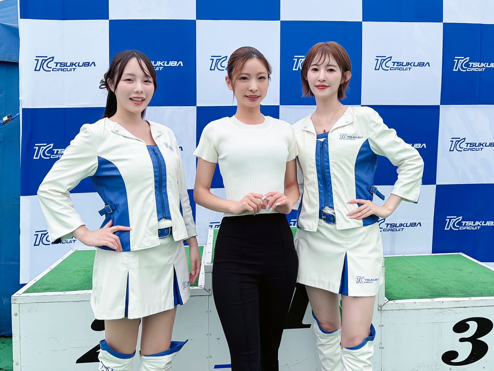 野中はなとつくばサーキットクイーン